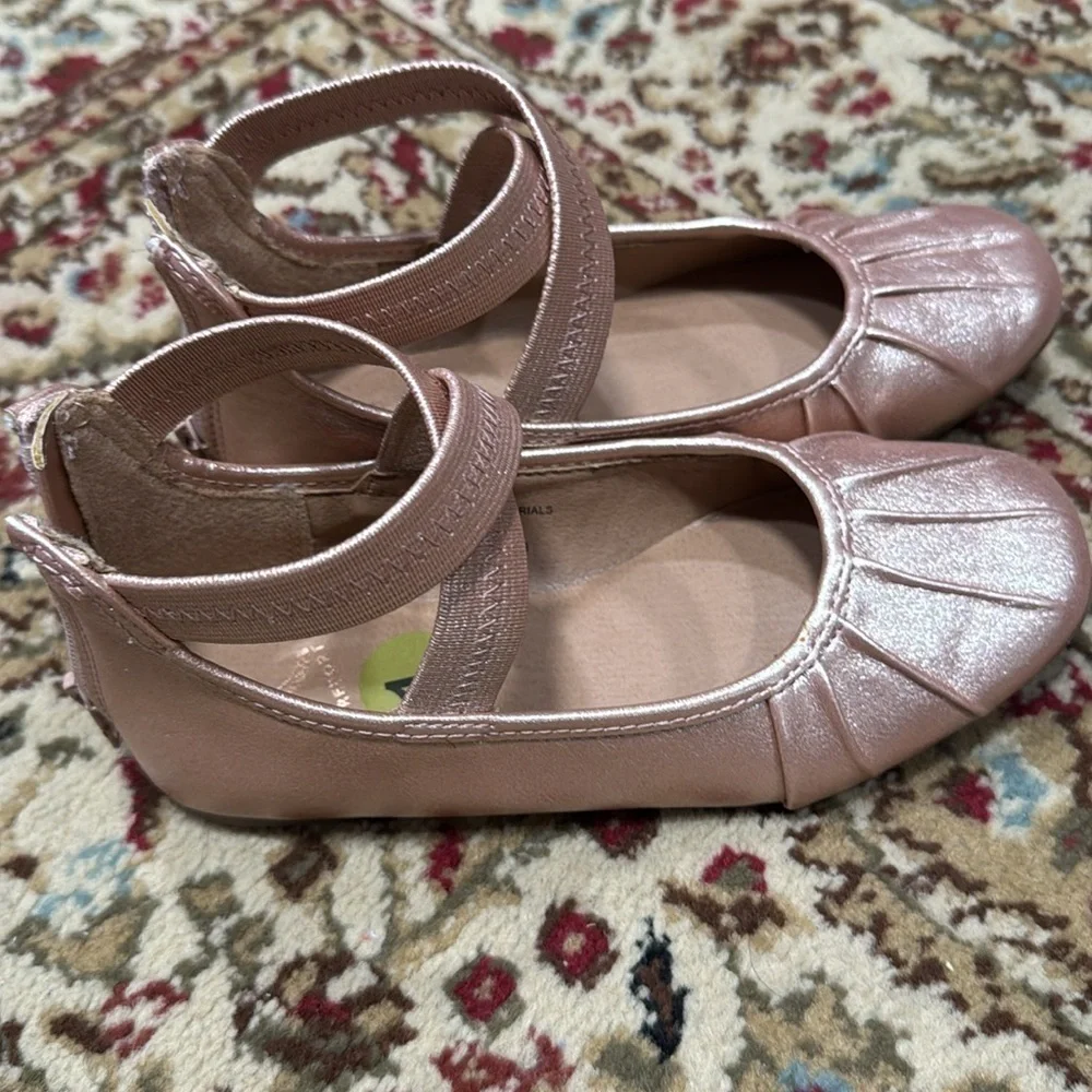 Ballerina style shoes for girls